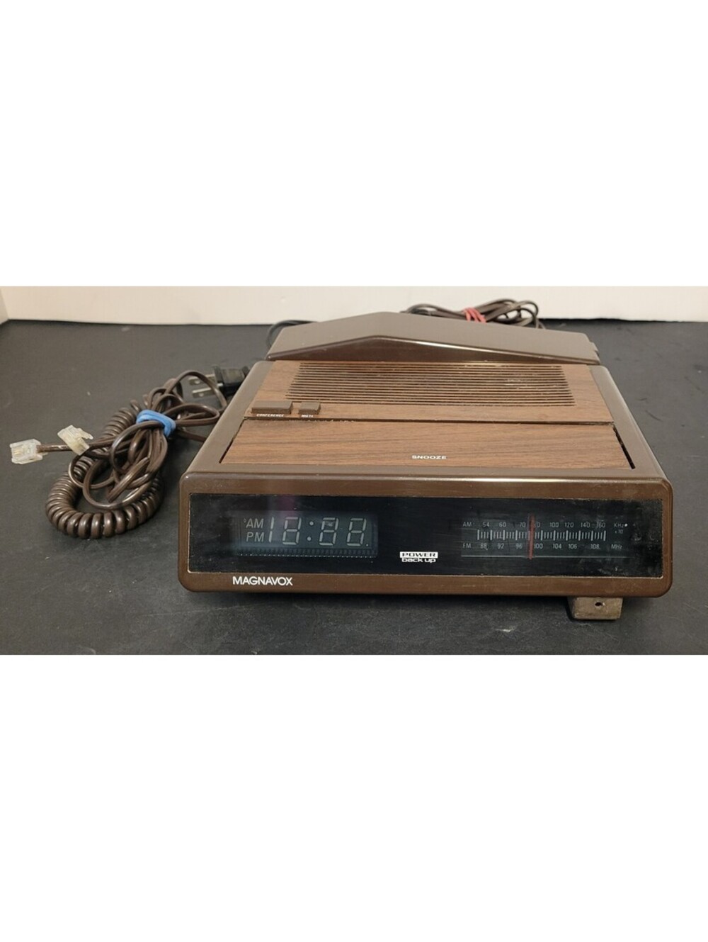 Vintage Magnavox Radio/Clock w/Phone 824D Brown D2224/17 *Tested Read*